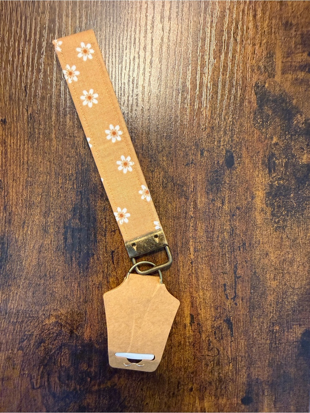 Daisy Print Wristlet Key Fob - Tan